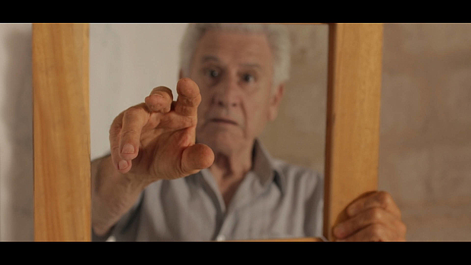 Watch Full Movie Closing Up - Watch Trailer